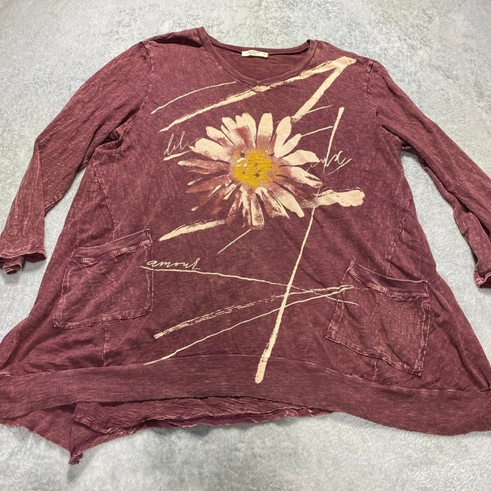 Jess & Jane Womens XL Tunic Top Daisy Graphic Maroon Mineral Wash M65-000
